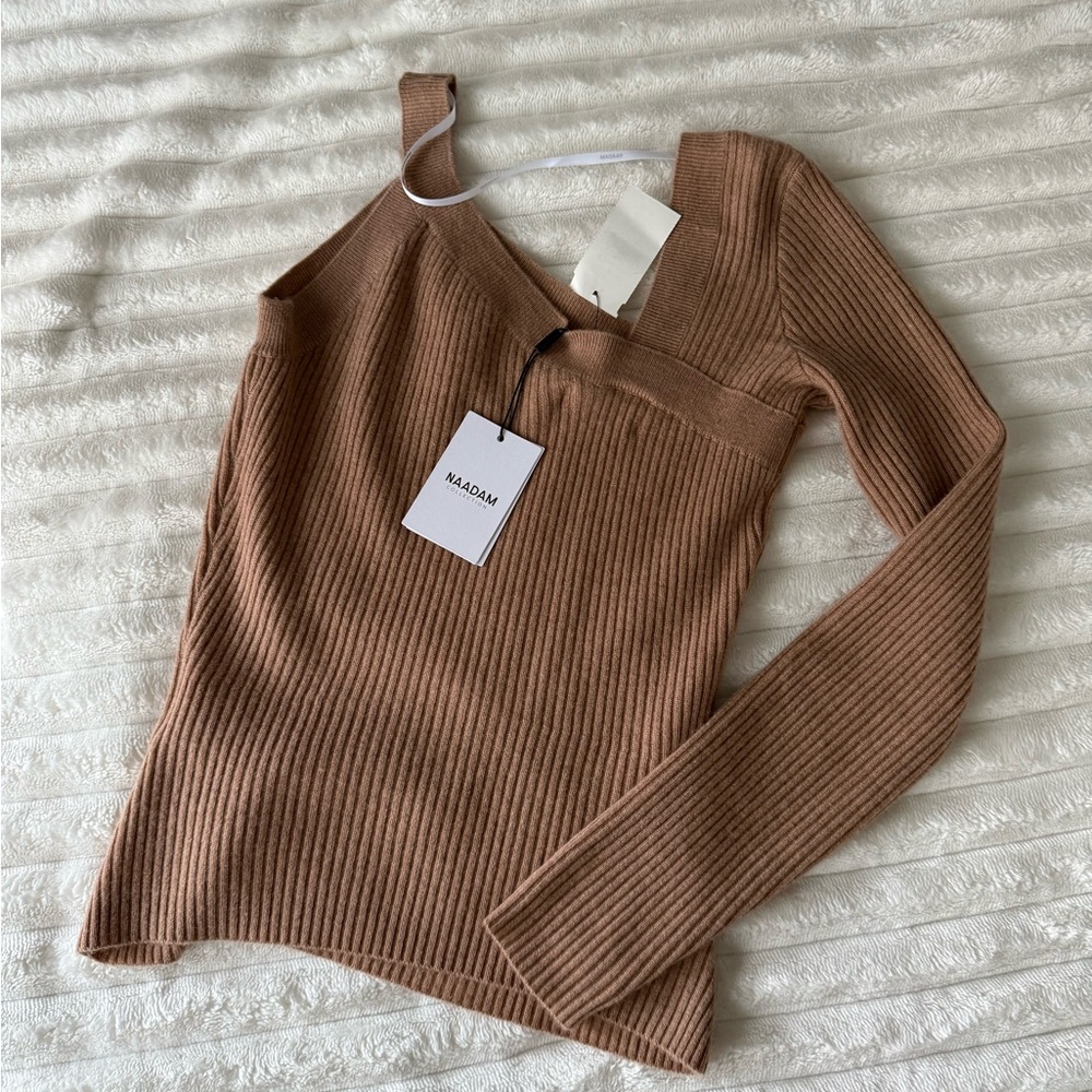 One-Shoulder Ribbed Knit Sweater - Picture 7 of 7